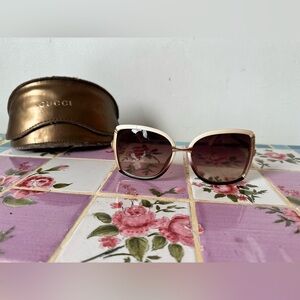 Gucci Women's Brown Cream Gold Oversized Sunglasses